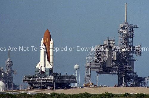 STS-61 Roll-Around – Endeavour GPN-2000-000757